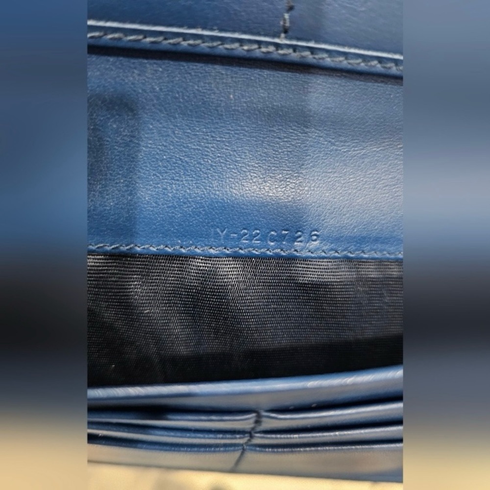 EUC Salvatore Ferragamo Blue Wallet - Picture 16 of 16